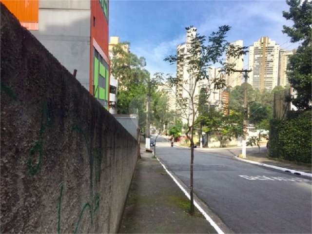 Terreno à venda na Rua Frei Duarte Jorge de Mendonça, 151, Vila Andrade, São Paulo, 300 m2 por R$ 1.500.000