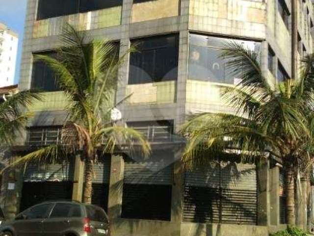 Prédio para alugar na Rua Cruzeiro, 732, Barra Funda, São Paulo, 240 m2 por R$ 6.000