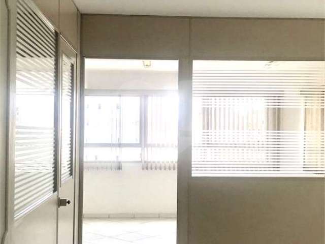 Sala comercial à venda na Rua Frederico Abranches, 389, Vila Buarque, São Paulo, 73 m2 por R$ 500.000