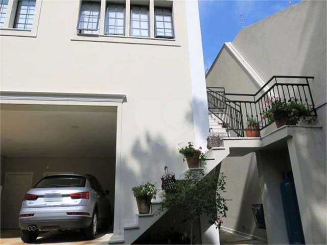 Casa com 3 quartos à venda na Rua Pedrinhas, 167, Vila Inah, São Paulo, 400 m2 por R$ 4.500.000