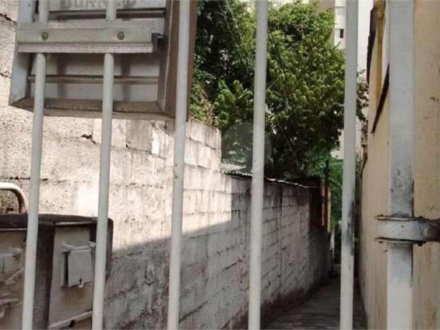 Terreno à venda na Rua Clara de Oliveira, 33, Santa Teresinha, São Paulo, 390 m2 por R$ 750.000