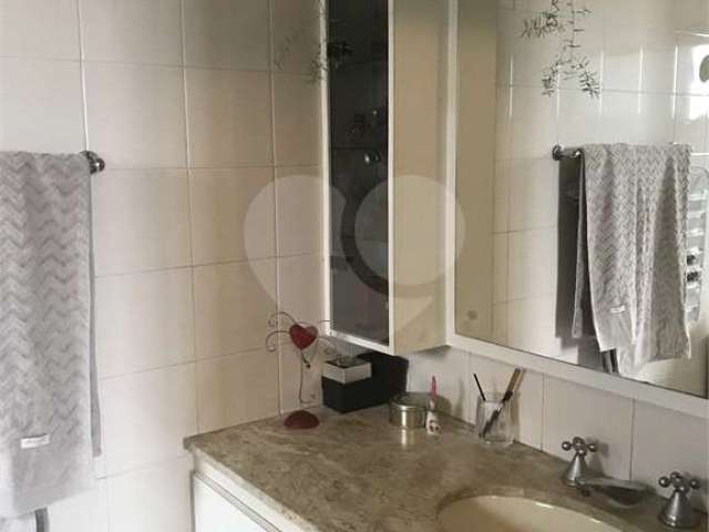 Apartamento com 4 quartos à venda na Rua Coelho de Carvalho, 87, Alto da Lapa, São Paulo, 127 m2 por R$ 1.385.000