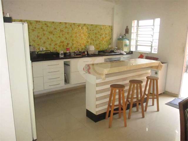 Casa com 3 quartos à venda na Rua Épiro, 67, Vila Alexandria, São Paulo, 200 m2 por R$ 1.500.000