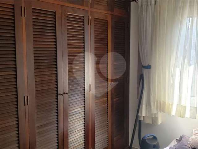 Casa com 3 quartos à venda na Rua Cônsul Silva Neves, 169, Parque Jabaquara, São Paulo, 199 m2 por R$ 999.000