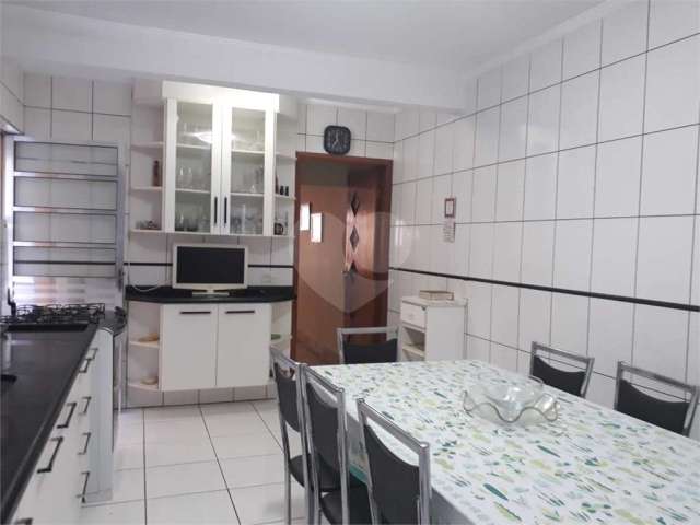 Casa com 3 quartos à venda na Rua Enótria, 462, Vila Mazzei, São Paulo, 130 m2 por R$ 657.000