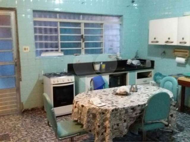 Casa com 4 quartos à venda na Rua São Pedro do Turvo, 61, Canindé, São Paulo, 176 m2 por R$ 1.200.000