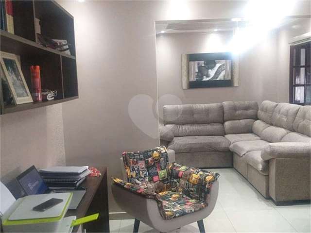 Casa com 4 quartos à venda na Rua Ouro Grosso, 827, Parque Peruche, São Paulo, 297 m2 por R$ 2.000.000