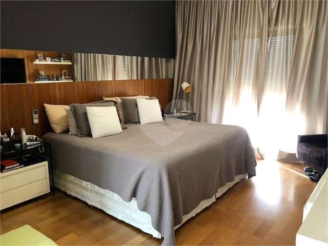 Apartamento com 4 quartos à venda na Rua Forte William, 140, Jardim Fonte do Morumbi, São Paulo, 347 m2 por R$ 3.750.000