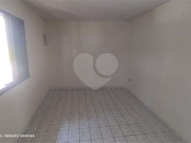 Casa com 3 quartos à venda na Rua Clemente Bonifácio, 58, Vila Oratório, São Paulo, 195 m2 por R$ 800.000