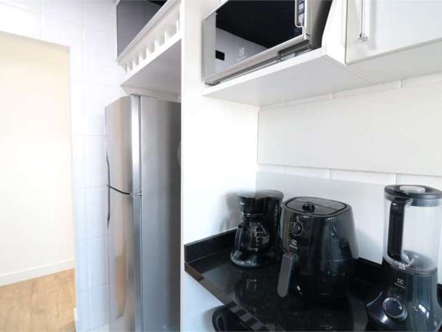 Apartamento com 3 quartos à venda na Rua Porto Alegre, 333, Vila Bertioga, São Paulo, 66 m2 por R$ 695.000