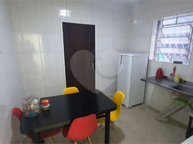 Casa com 3 quartos à venda na Rua Antônio Guganis, 251, Jardim São Paulo (Zona Norte), São Paulo, 203 m2 por R$ 900.000