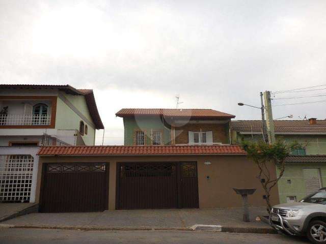 Casa com 3 quartos à venda na Rua Antonieta Altenfelder, 100, Jardim Guapira, São Paulo, 330 m2 por R$ 910.000