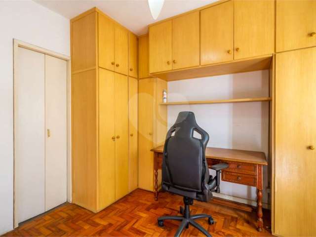 Apartamento com 2 quartos à venda na Alameda Lorena, 1350, Jardim Paulista, São Paulo, 93 m2 por R$ 1.400.000