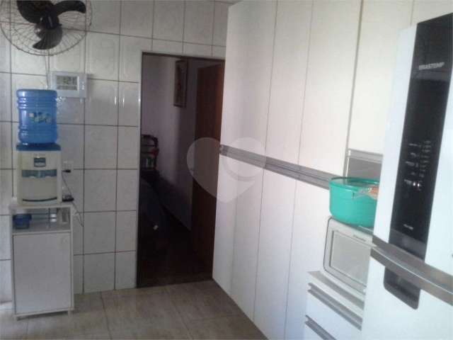 Casa com 3 quartos à venda na Rua General Florêncio, 690, Quitaúna, Osasco, 172 m2 por R$ 750.000