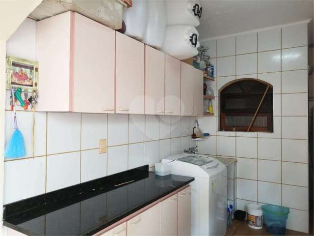 Casa com 3 quartos à venda na Rua João Bizarro da Nave, 160, Vila Diva (Zona Leste), São Paulo, 160 m2 por R$ 800.000