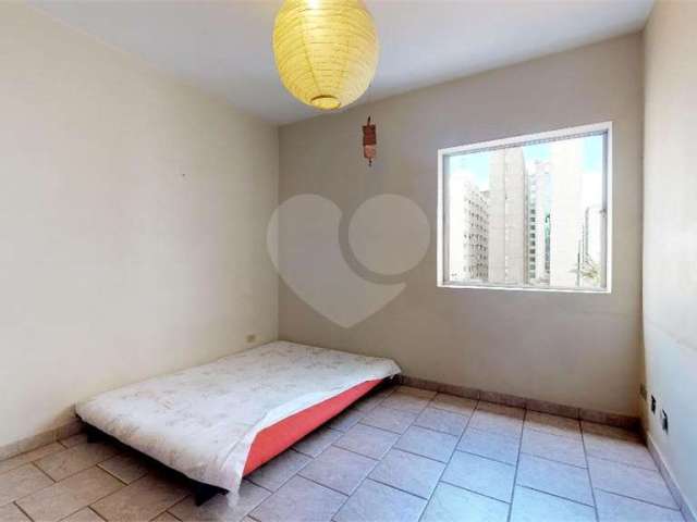 Apartamento com 3 quartos à venda na Alameda Joaquim Eugênio de Lima, 1222, Jardim Paulista, São Paulo, 130 m2 por R$ 1.200.000