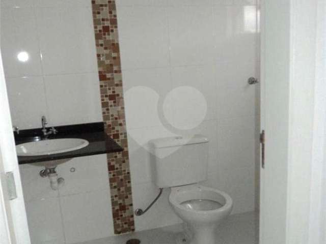 Casa com 3 quartos à venda na Rua Jaguariaiva, 457, Vila Guilhermina, São Paulo, 211 m2 por R$ 750.000