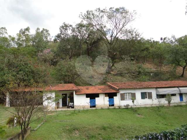 Chácara / sítio com 2 quartos à venda na Rua Maravilha, 495, Santa Cândida, Vinhedo, 600 m2 por R$ 7.500.000