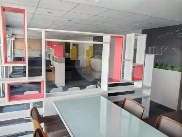 Sala comercial para alugar na Avenida Marquês de São Vicente, 405, Várzea da Barra Funda, São Paulo, 32 m2 por R$ 8.000