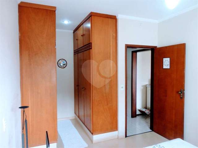 Casa com 3 quartos à venda na Rua Doutor Antônio de Castro Prado, 426, Vila Clayton, Valinhos, 162 m2 por R$ 1.200.000