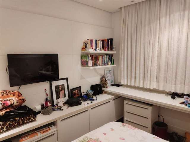 Casa com 3 quartos à venda na Rua Dona Elfrida, 139, Chora Menino, São Paulo, 297 m2 por R$ 1.990.000