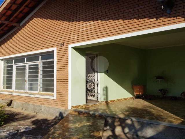 Casa com 2 quartos à venda na Rua Fortaleza, 107, Centro, Vinhedo, 132 m2 por R$ 700.000