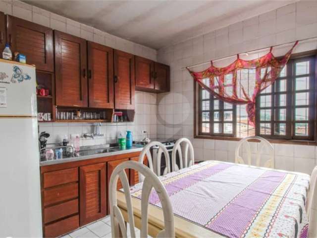 Casa com 2 quartos à venda na Rua Luís Inácio, 35, Jardim Tremembé, São Paulo, 146 m2 por R$ 376.000