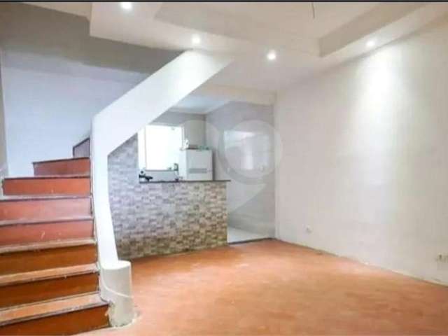 Casa com 3 quartos à venda na Rua Arapari, 92, Jardim Têxtil, São Paulo, 174 m2 por R$ 550.000