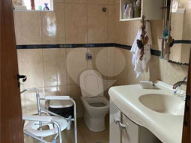 Casa com 3 quartos à venda na Rua Dona Leopoldina, 140, Vila Augusta, Guarulhos, 254 m2 por R$ 860.000