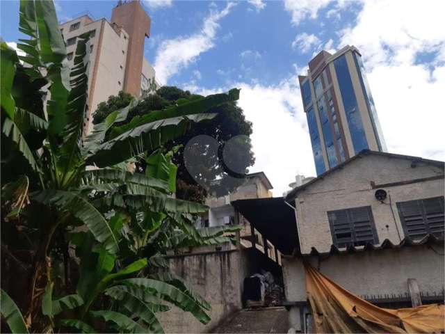 Casa com 3 quartos à venda na Rua Sylvio Delduque, 204, Água Fria, São Paulo, 610 m2 por R$ 2.400.000