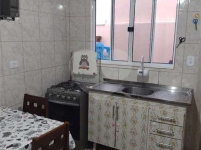 Casa com 2 quartos à venda na Rua Fernandes Brites da Silva, 109, Jardim Rubi, Mogi das Cruzes, 114 m2 por R$ 500.000