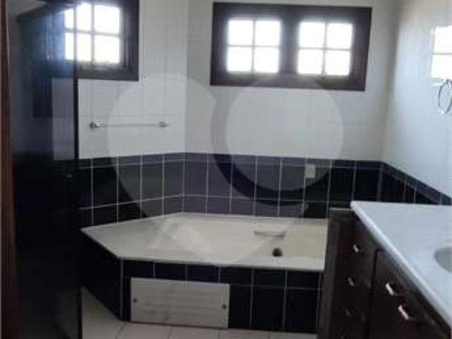 Casa com 4 quartos à venda na Rua Joaquim Martins Coelho, 691, Vila Nova Socorro, Mogi das Cruzes, 330 m2 por R$ 1.050.000