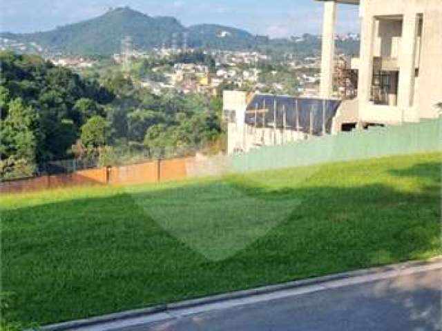 Terreno em condomínio fechado à venda na Alameda Rembrandt, 95, Alphaville, Santana de Parnaíba, 691 m2 por R$ 1.650.000