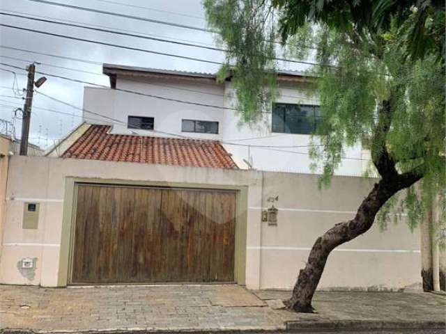 Casa com 3 quartos à venda na Rua José Palone, 434, Jardim Bandeirantes, São Carlos, 250 m2 por R$ 720.000