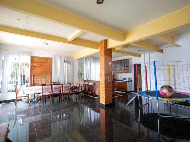 Casa com 3 quartos à venda na Rua Barão do Rio Branco, 334, Jardim Meny, São Roque, 199 m2 por R$ 1.450.000