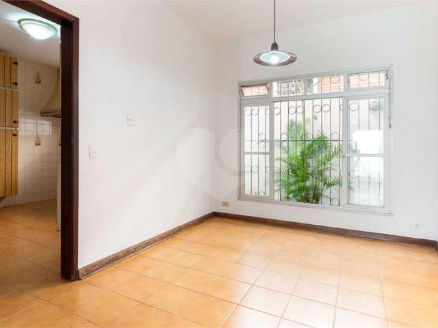 Casa com 5 quartos à venda na Rua Doutor Rubens Maragliano, 50, Jardim Leonor, São Paulo, 257 m2 por R$ 1.900.000