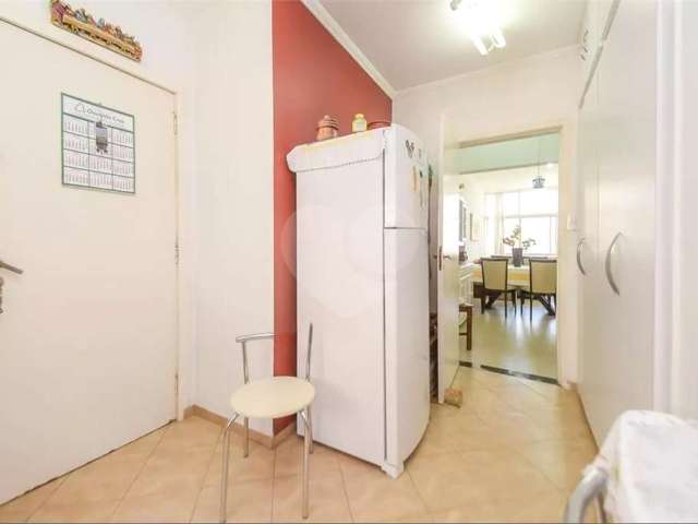 Apartamento com 2 quartos à venda na Rua Rego Freitas, 179, República, São Paulo, 101 m2 por R$ 550.000