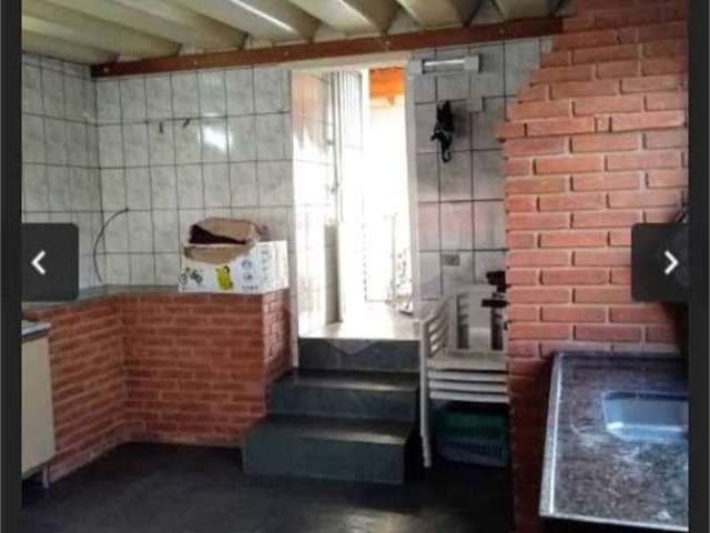 Casa com 3 quartos à venda na Rua Clarinda Camargo dos Santos, 5, Jardim D'Abril, Osasco, 186 m2 por R$ 509.000