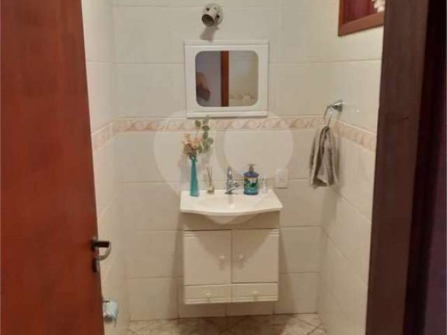 Casa com 3 quartos à venda na Rua José Carlos de Oliveira e Souza, 80, Wanel Ville, Sorocaba, 250 m2 por R$ 695.000