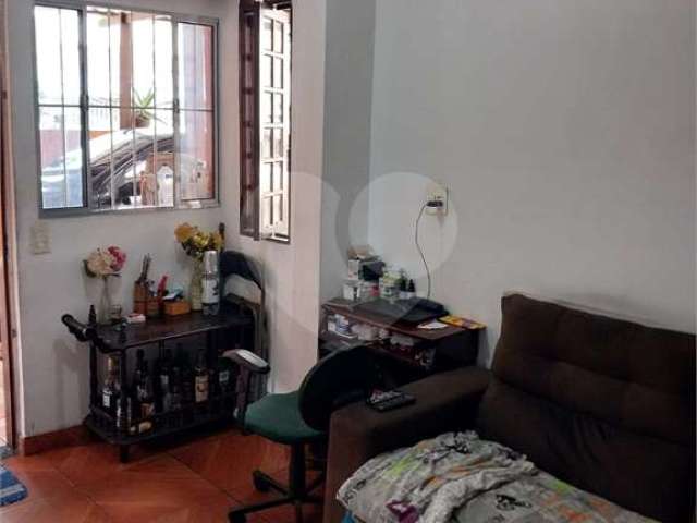 Casa com 2 quartos à venda na Rua Girassol Miúdo, 203, Jardim Panorama (Zona Leste), São Paulo, 136 m2 por R$ 470.000