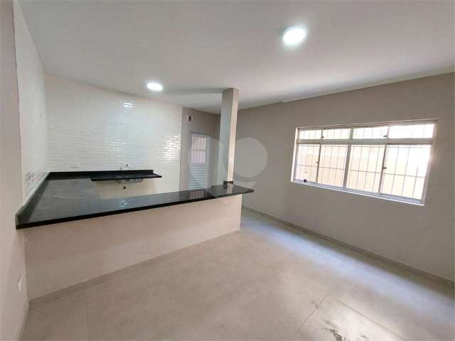 Casa com 3 quartos à venda na Rua Pascoal Delgado, 109, Vila Constança, São Paulo, 115 m2 por R$ 675.000