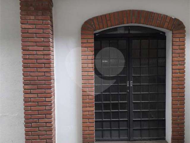 Casa com 3 quartos para alugar na Rua Tupiguaes, 148, Santana, São Paulo, 400 m2 por R$ 12.500