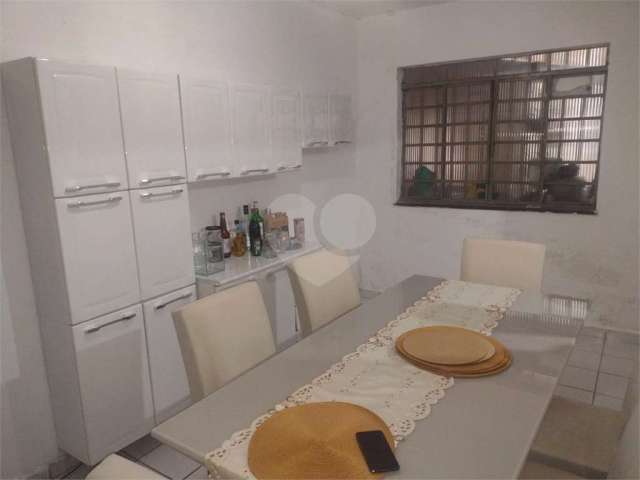 Casa com 2 quartos à venda na Rua Oliveira Lima, 438, Cambuci, São Paulo, 142 m2 por R$ 560.000