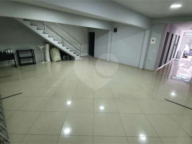 Casa à venda na Avenida dos Bandeirantes, 4819, Planalto Paulista, São Paulo, 179 m2 por R$ 1.690.000