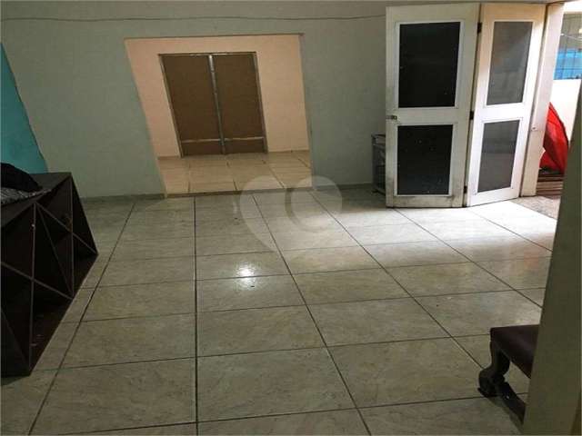 Casa com 3 quartos à venda na Rua Juvenal Gonçalves Lopes, 192, Jardim Santa Bárbara, Sorocaba, 222 m2 por R$ 440.000