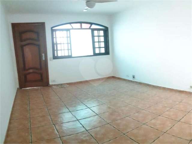 Casa com 3 quartos à venda na Rua Robert Barany, 18, Conjunto Residencial Vista Verde, São Paulo, 84 m2 por R$ 420.000