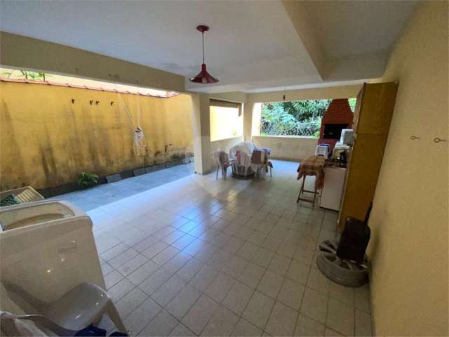 Casa com 3 quartos à venda na Rua João Oxisque, 354, Vila Yara, Osasco, 268 m2 por R$ 1.200.000