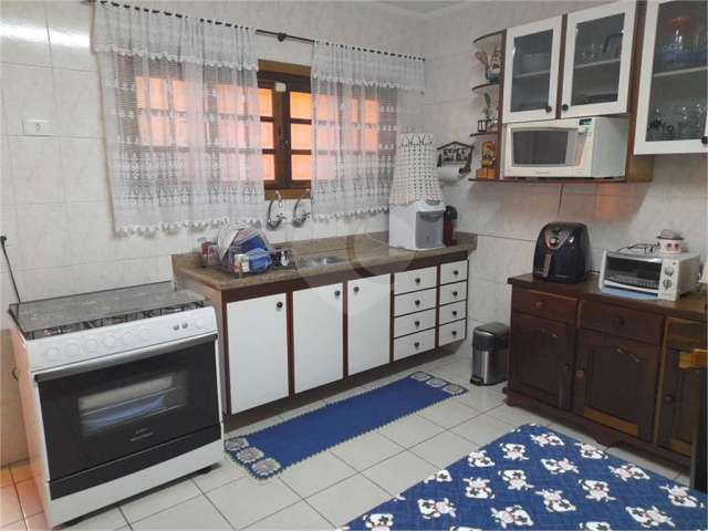 Casa com 3 quartos à venda na Rua Eurico Sodré, 1002, Vila Medeiros, São Paulo, 220 m2 por R$ 1.100.000