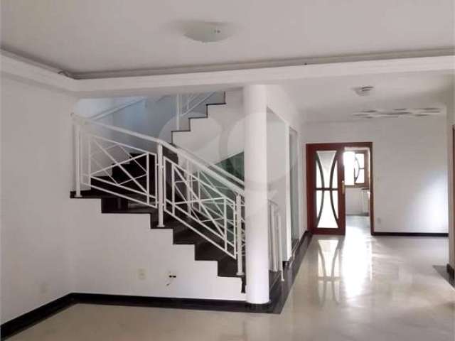 Casa em condomínio fechado com 4 quartos à venda na Avenida Presidente Getúlio Vargas, 114, Cidade Parquelandia, Mogi das Cruzes, 350 m2 por R$ 1.500.000