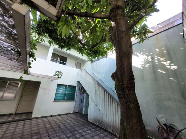 Casa com 10 quartos à venda na Rua Barão de Vallim, 100, Campo Belo, São Paulo, 276 m2 por R$ 1.550.000